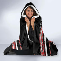 New Zealand Christmas Hooded Blanket Funny Santa Claus Haka Dance with Tukutuku LT03 - Polynesian Pride