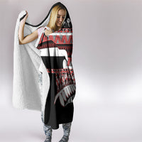 New Zealand Christmas Hooded Blanket Funny Santa Claus Haka Dance with Tukutuku LT03 - Polynesian Pride