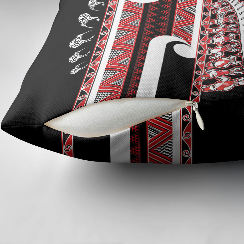 New Zealand Christmas Pillow Cover Funny Santa Claus Haka Dance with Tukutuku LT03 - Polynesian Pride