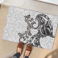 New Zealand Gecko Maori Art Tattoo Rubber Doormat White Color