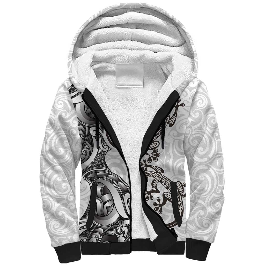 New Zealand Gecko Maori Art Tattoo Sherpa Hoodie White Color LT03 Unisex White - Polynesian Pride