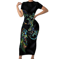New Zealand Gecko Maori Art Tattoo Family Matching Short Sleeve Bodycon Dress and Hawaiian Shirt Silver Fern and Paua Shell Mode LT03 Mom's Dress Black - Polynesian Pride