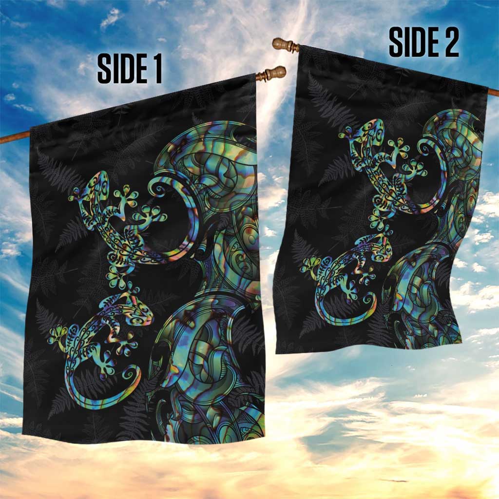New Zealand Gecko Maori Art Tattoo Garden Flag Silver Fern and Paua Shell Mode LT03 - Polynesian Pride