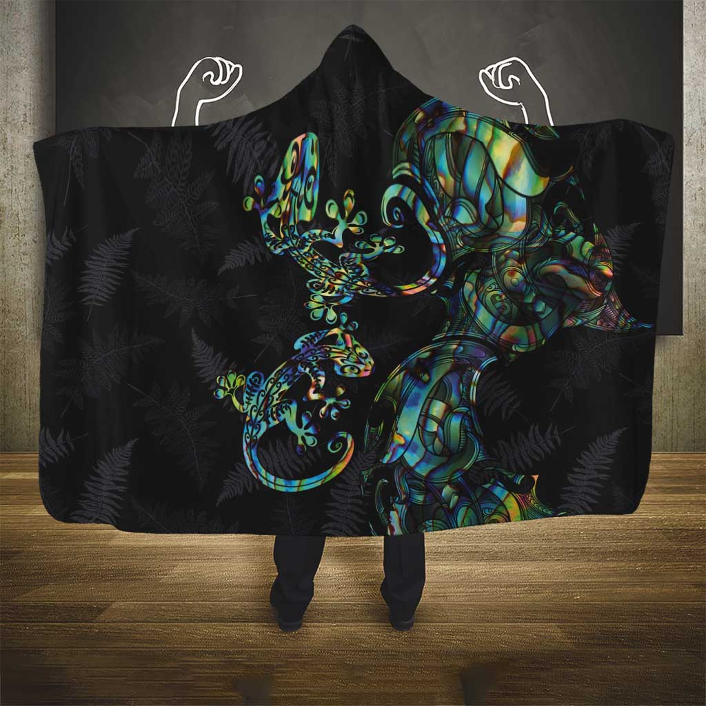 New Zealand Gecko Maori Art Tattoo Hooded Blanket Silver Fern and Paua Shell Mode LT03 - Polynesian Pride