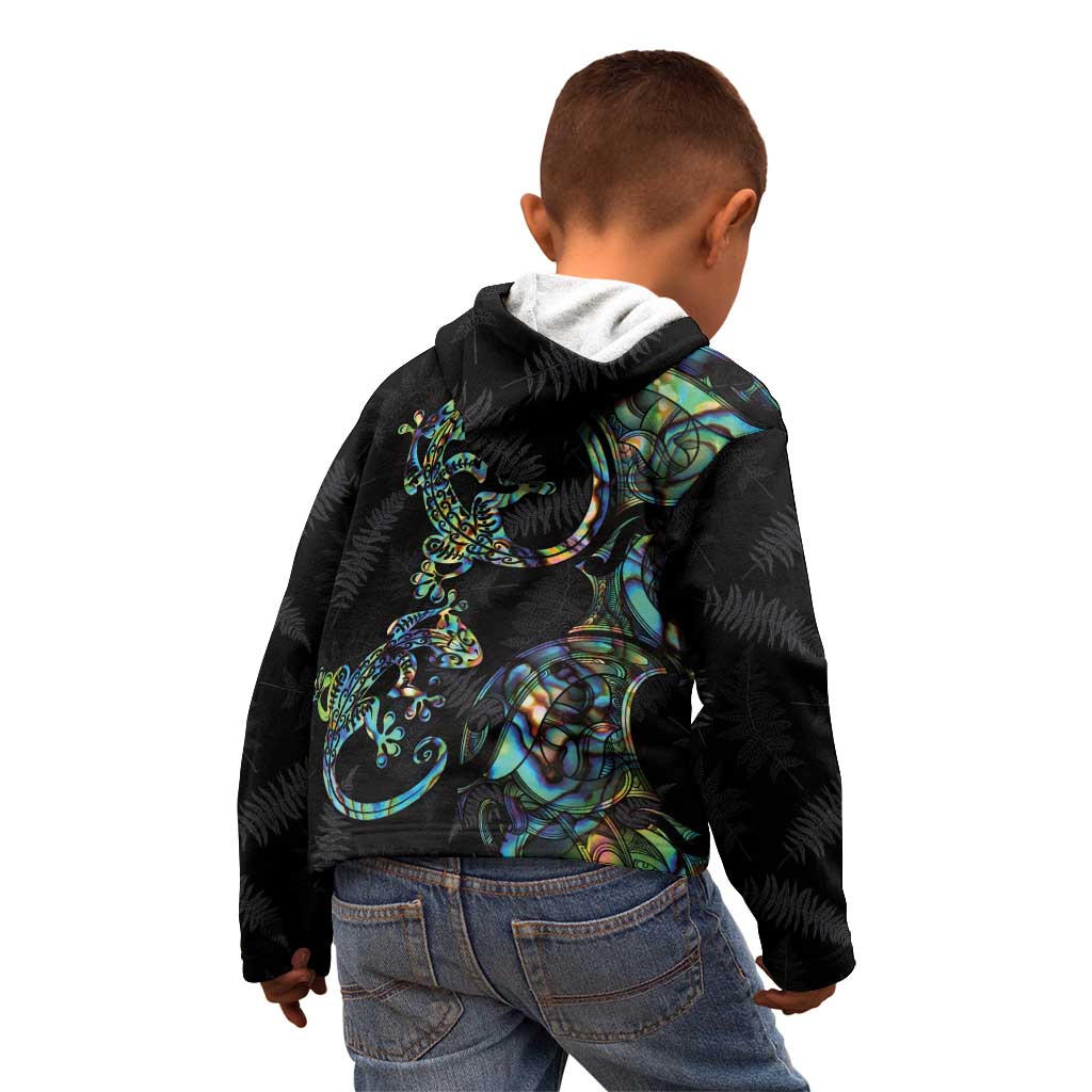 New Zealand Gecko Maori Art Tattoo Kid Hoodie Silver Fern and Paua Shell Mode LT03 - Polynesian Pride