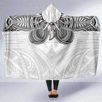 Samoan Traditional Art Tattoos Hooded Blanket Tatau Tribal Motifs with Ula Nifo White LT03 One Size White - Polynesian Pride