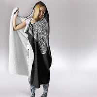 Samoan Traditional Art Tattoos Hooded Blanket Tatau Roman Reigns Black Color LT03 - Polynesian Pride