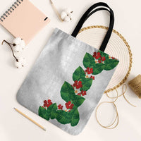 Hawaiian Taro Leaves-Hibiscus and Plumeria Tote Bag Polynesian Art-Kakau Tattoo White LT03 Black Strap One Size White - Polynesian Pride