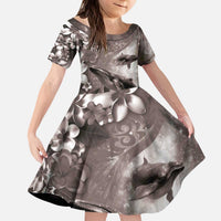 Hawaiian Lei Day Plumeria Humpback Whales Kid Short Sleeve Dress Polynesian Art Vibrant Starry Nebula Grayscale Style LT03 KID Art - Polynesian Pride