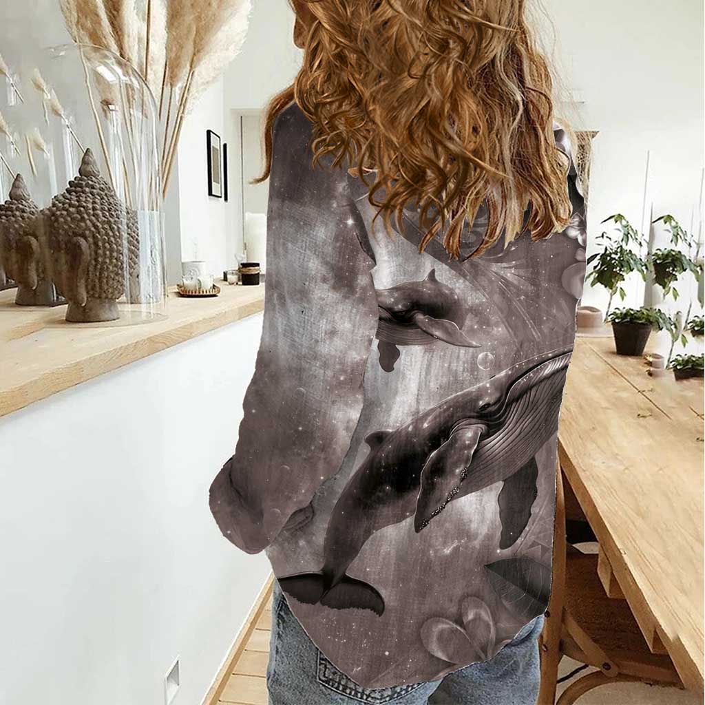 Hawaiian Lei Day Plumeria Humpback Whales Women Casual Shirt Polynesian Art Vibrant Starry Nebula Grayscale Style LT03 - Polynesian Pride