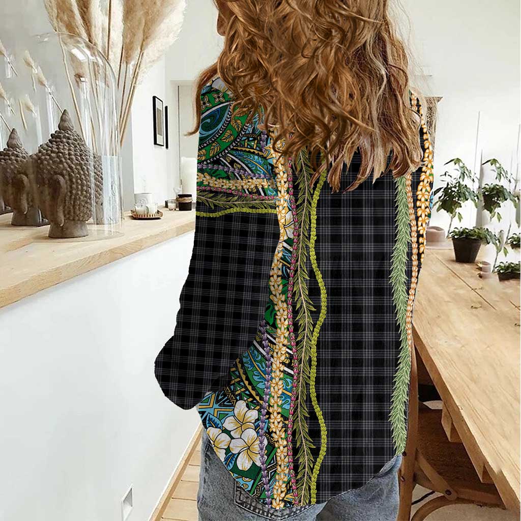 Hawaiian Art Flower Tribal with Lei Women Casual Shirt Palaka Pattern Black Color LT03 - Polynesian Pride