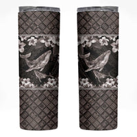 Hawaiian Plumeria and Humpback Whales Skinny Tumbler Polynerian Art Tattoo-Grayscale Mode LT03 Black - Polynesian Pride