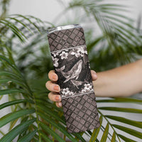 Hawaiian Plumeria and Humpback Whales Skinny Tumbler Polynerian Art Tattoo-Grayscale Mode LT03 - Polynesian Pride