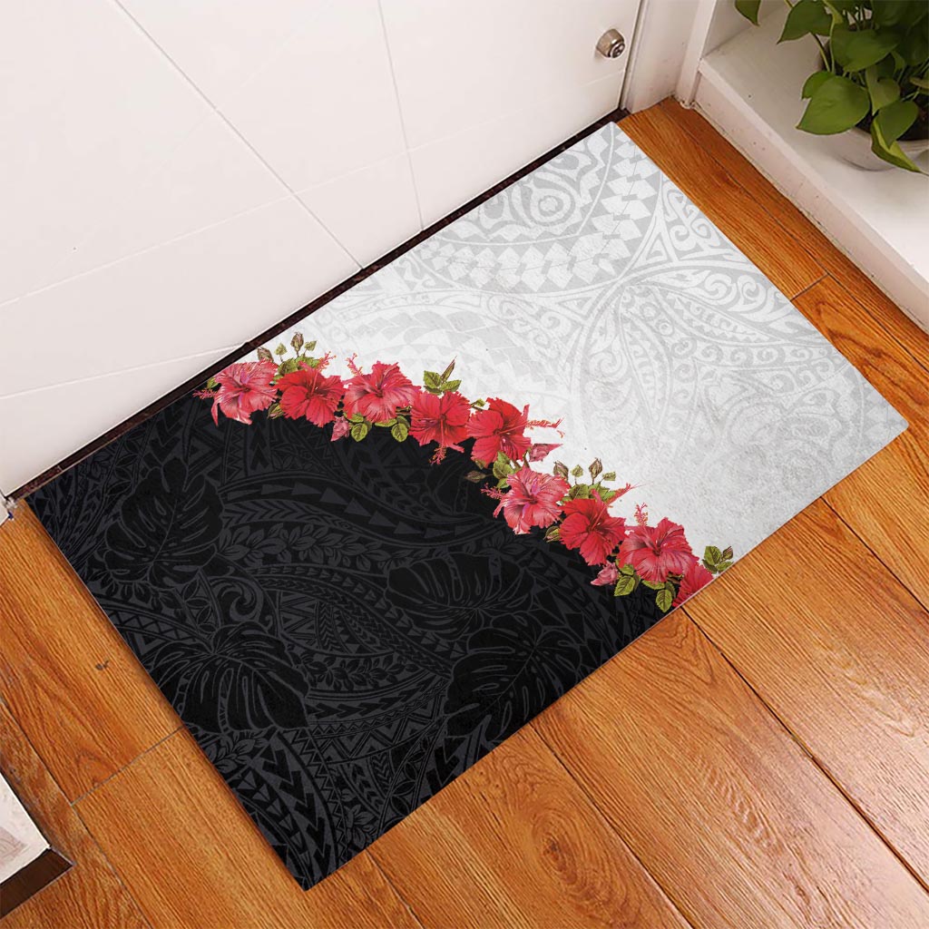 Hawaii Red Hibiscus Flowers Rubber Doormat Polynesian Pattern With Half Black White Version