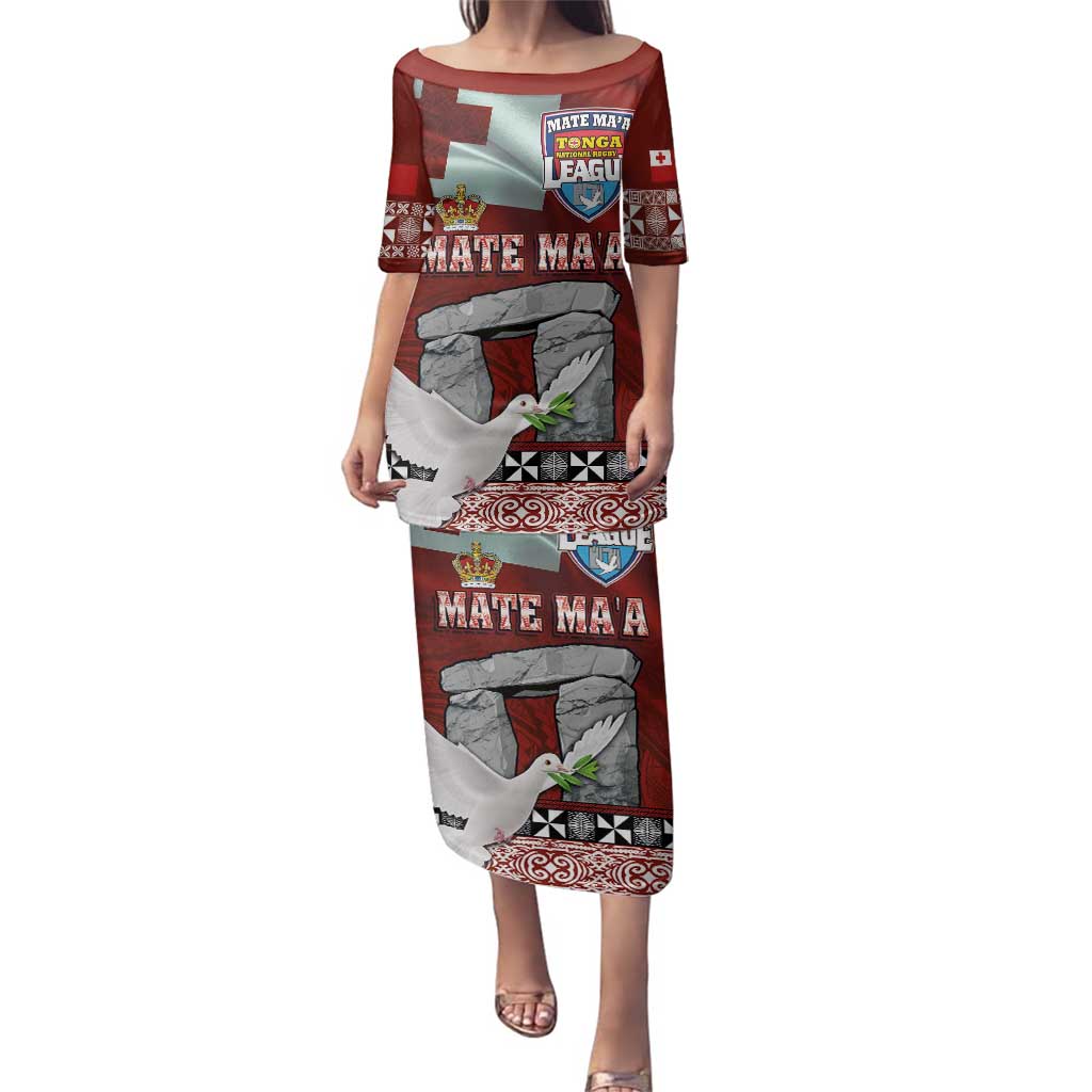 Mate Ma'a Tonga Family Matching Puletasi and Hawaiian Shirt Haamonga a Maui and White Dove - Tongan Kupesi Ngatu LT03 Mom's Dress Red - Polynesian Pride