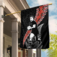 New Zealand Maori Rugby Player Garden Flag Maori and Silver Fern Half Style LT03 House Flag Black - Polynesian Pride