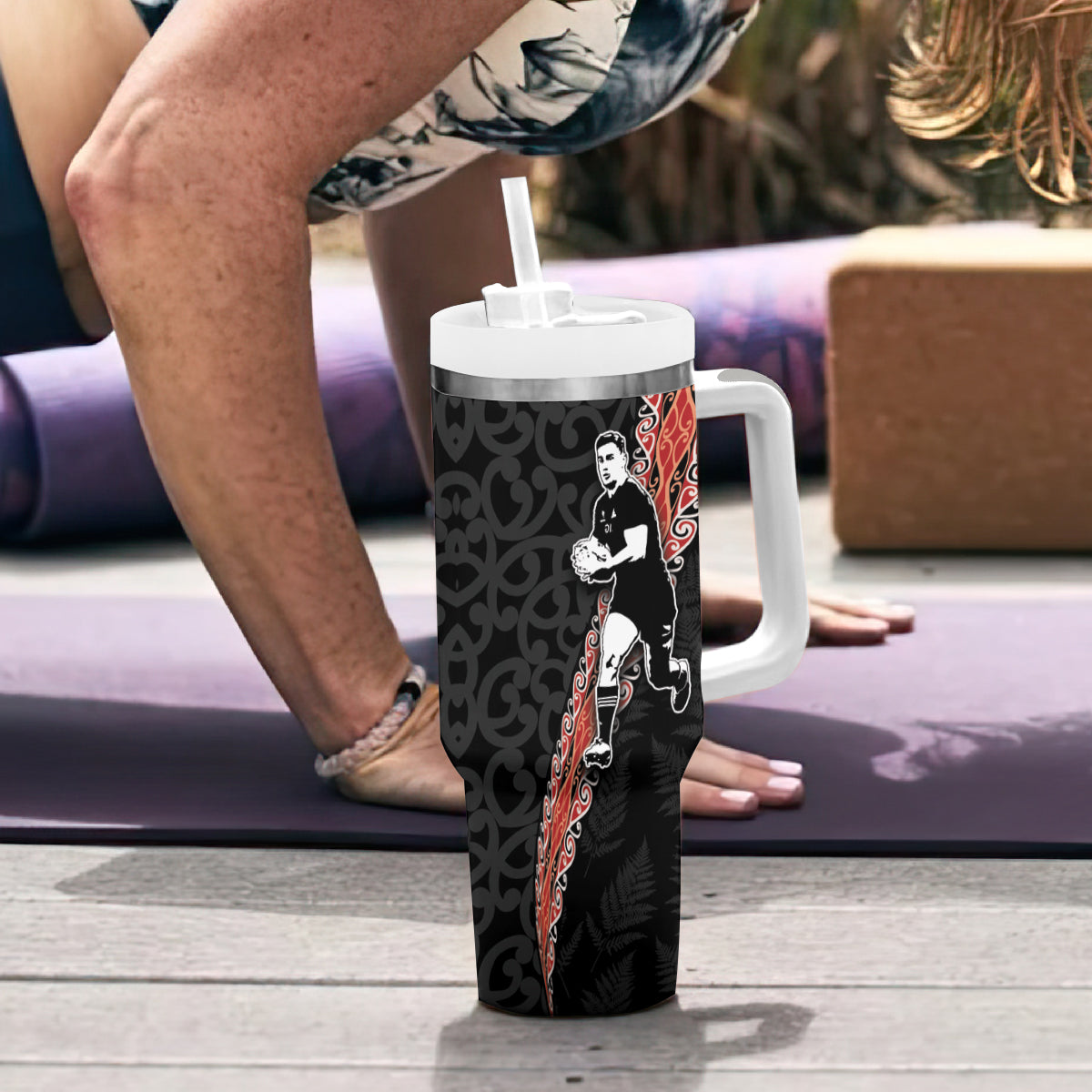 New Zealand Maori Rugby Player Tumbler With Handle Maori and Silver Fern Half Style LT03 - Polynesian Pride