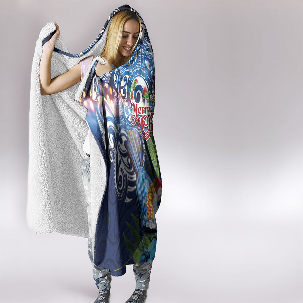 New Zealand Merry Christmas Hooded Blanket Maori Tribal Pattern with Xmas Tui Bird LT03 - Polynesian Pride