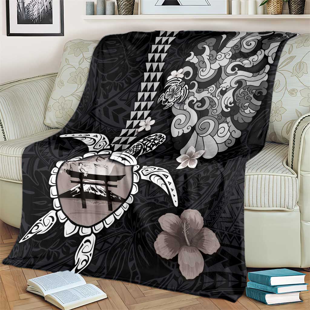 Hawaiian and Japanese Together Blanket Japanese Culture and Turtle Kakau Tattoo Black Color LT03 - Polynesian Pride