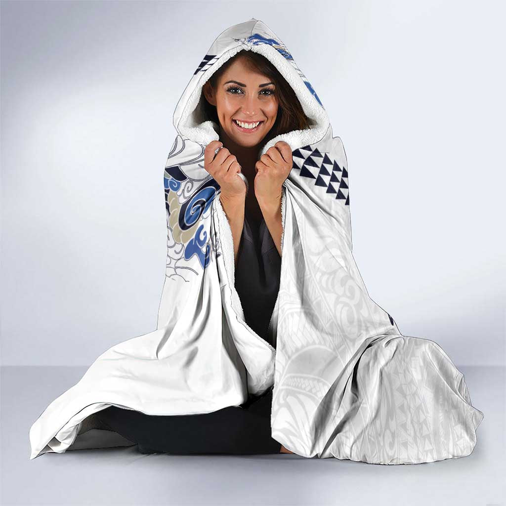 Hawaiian and Japanese Together Hooded Blanket Japanese Culture and Turtle Kakau Tattoo White Color LT03 - Polynesian Pride