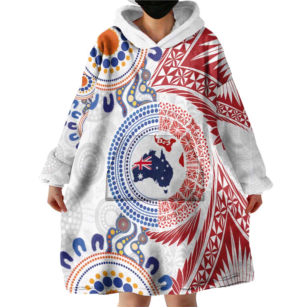 Tongan and Australian Culture Together Wearable Blanket Hoodie Ngatu Art Tribal Aboriginal Tattoo Pattern LT03 - Polynesian Pride