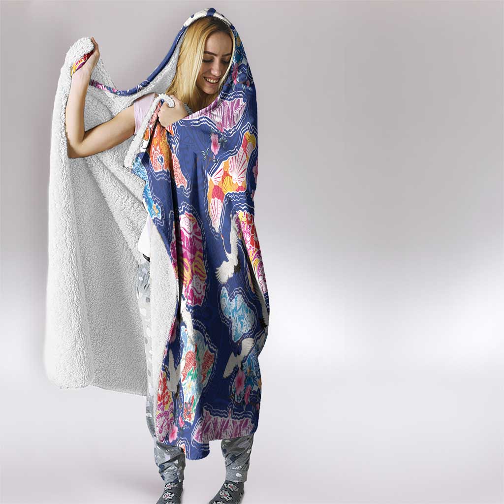 Hawaiian and Japanese Culture Together Hooded Blanket Hawaiian Archipelago Shape Sea Animals LT03 - Polynesian Pride