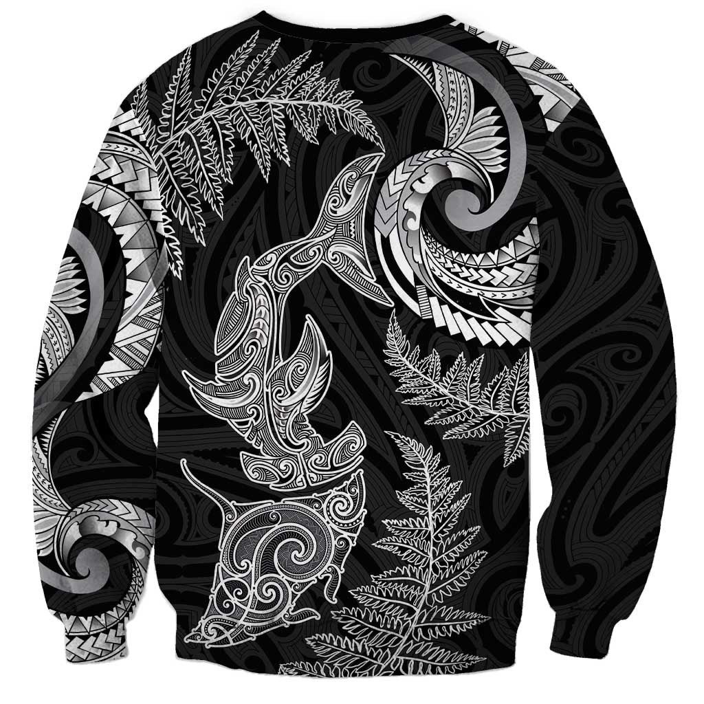 New Zealand Sea Animals with Maori Tribal Tattoo Sweatshirt Shark Manta Ray with Silver Fern Black LT03 - Polynesian Pride