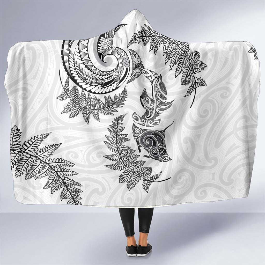 New Zealand Sea Animals with Maori Tribal Tattoo Hooded Blanket Shark Manta Ray with Silver Fern White LT03 One Size White - Polynesian Pride