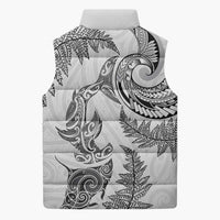 New Zealand Sea Animals with Maori Tribal Tattoo Sleeveless Puffer Jacket Shark Manta Ray with Silver Fern White LT03 - Polynesian Pride
