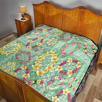 Hawaiian Leis Quilt Kakau Tattoos and Palaka Pastel Green Color