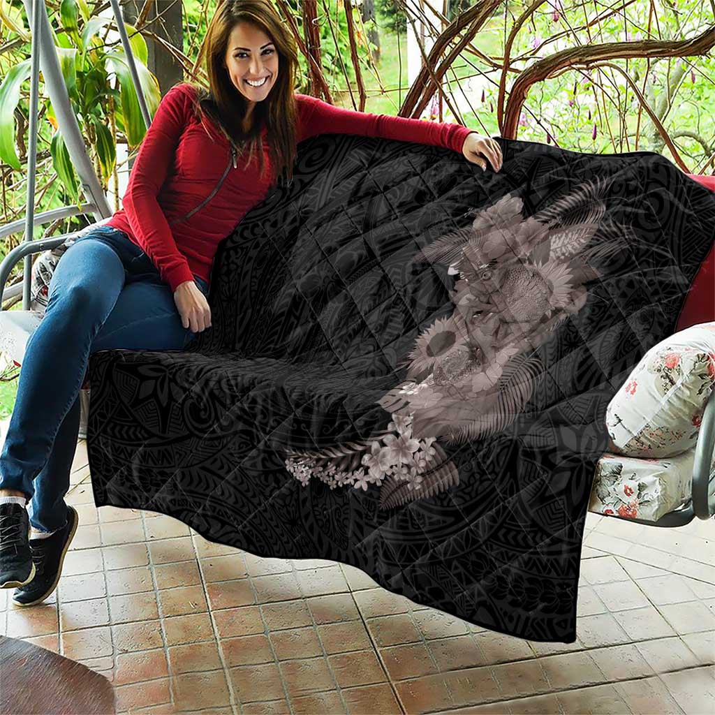 Hawaiian Tropical Plants and Chameleon Quilt Polynesian Art Grayscale LT03 - Polynesian Pride
