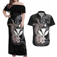 Hawaiian Whale and Kanaka Maoli Symbol Couples Matching Off Shoulder Maxi Dress and Hawaiian Shirt Hibiscus with Hawaii Map and Polynesian Tattoo Grayscale Color LT03 Black - Polynesian Pride