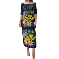 Hawaiian Whale and Kanaka Maoli Symbol Family Matching Puletasi and Hawaiian Shirt Hibiscus with Hawaii Map and Polynesian Tattoo Deep Sea Color LT03 Mom's Dress Blue - Polynesian Pride