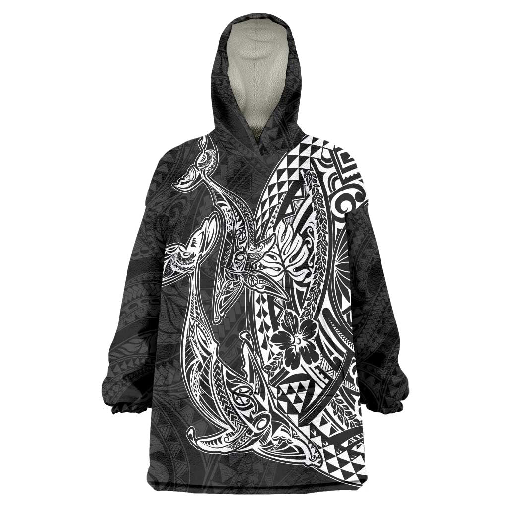 Hawaiian Whales Polynesian Art Motifs Wearable Blanket Hoodie Black Color LT03 One Size Black - Polynesian Pride