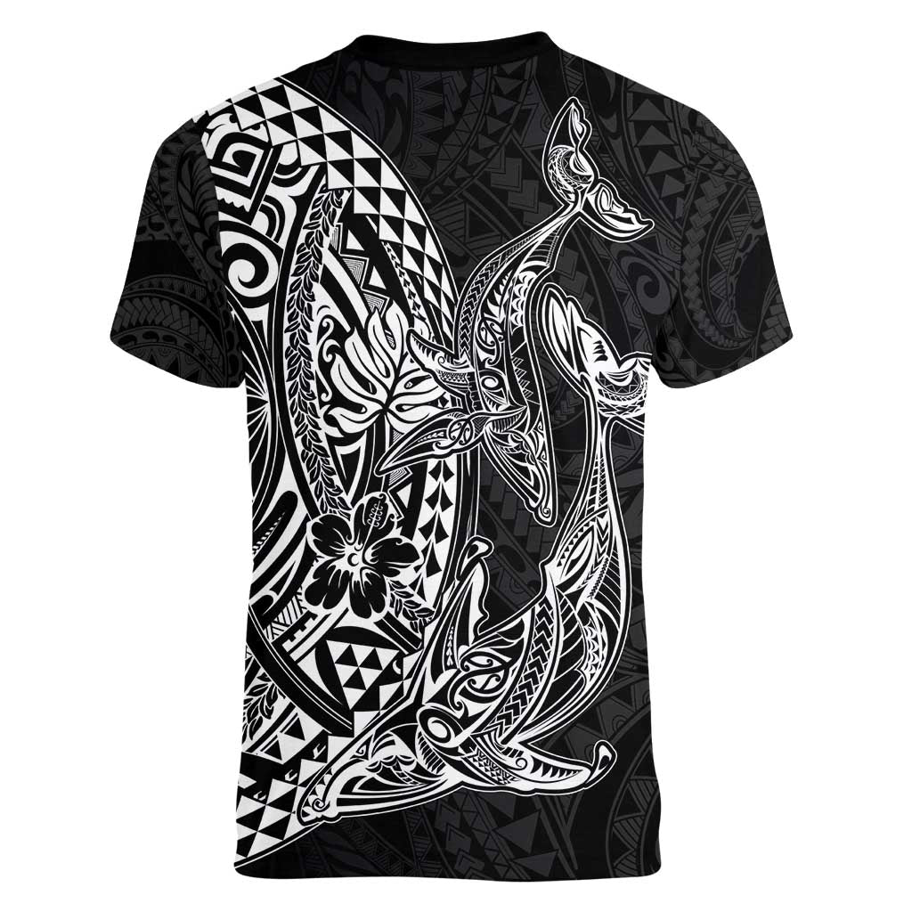 Hawaiian Whales Polynesian Art Motifs Women V-Neck T-Shirt Black Color LT03 - Polynesian Pride