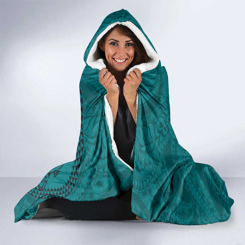 Hawaiian Whales Polynesian Art Motifs Hooded Blanket Turquoise Color - Polynesian Pride