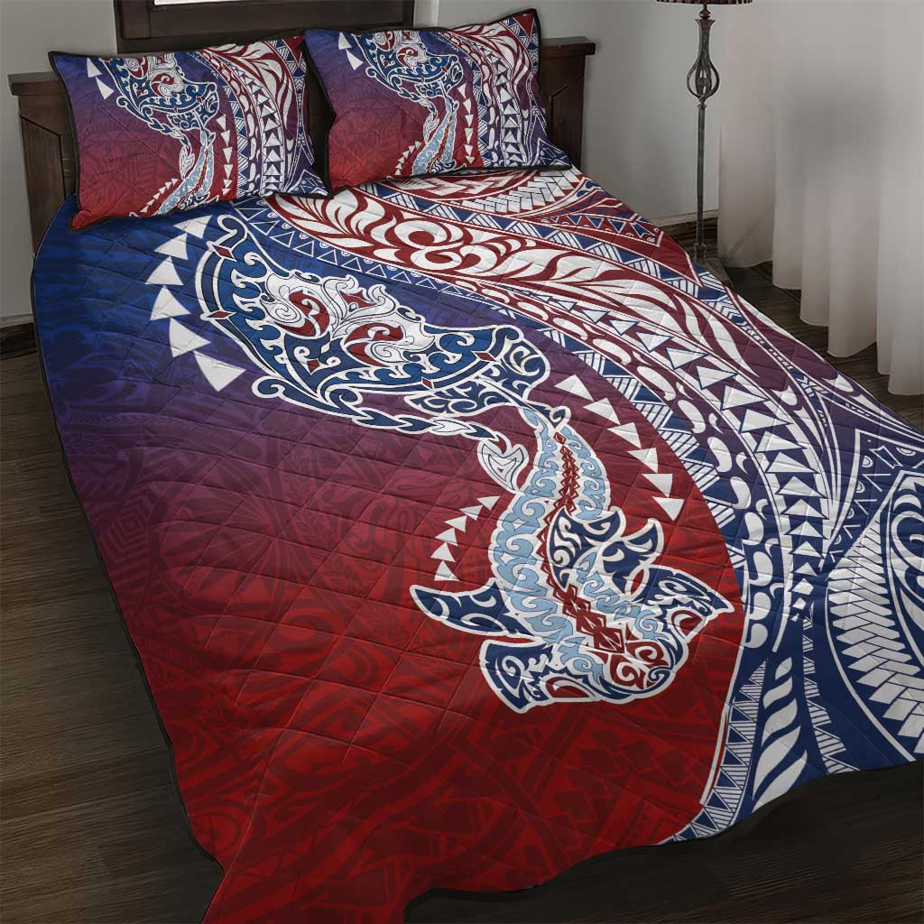 Hawaiian Manta Ray and Hammerhead Shark Tribal Tattoo Quilt Bed Set with Polynesian Tribal Pattern Hawaii Flag Color LT03 Multicolor - Polynesian Pride