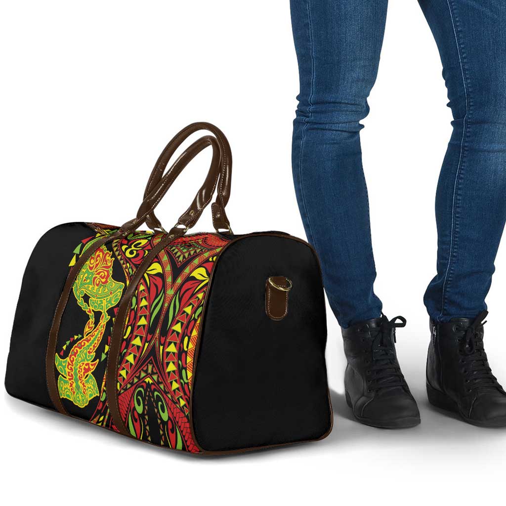 Hawaiian Manta Ray and Hammerhead Shark Tribal Tattoo Travel Bag with Polynesian Tribal Pattern Kanaka Maoli Flag Color LT03 - Polynesian Pride
