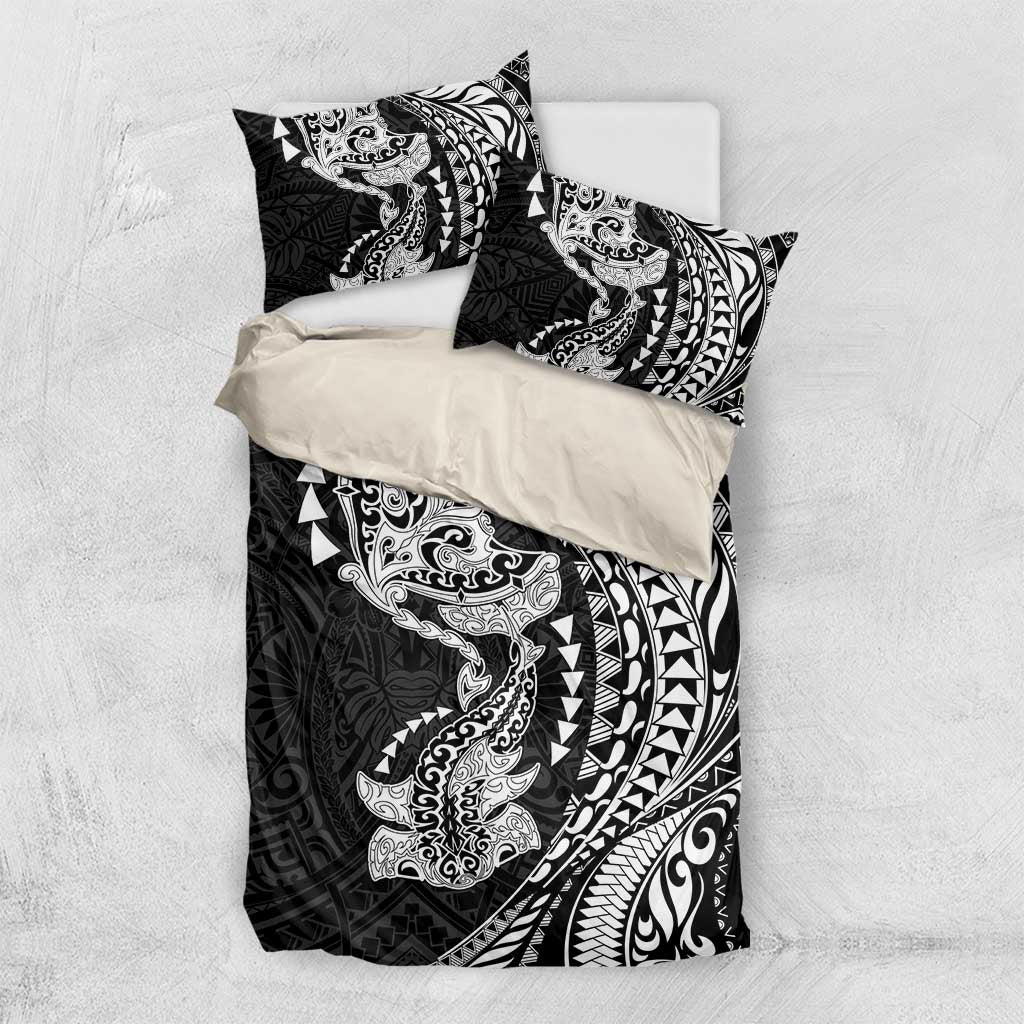 Hawaiian Manta Ray and Hammerhead Shark Tribal Tattoo Bedding Set with Polynesian Tribal Pattern Black-White Color