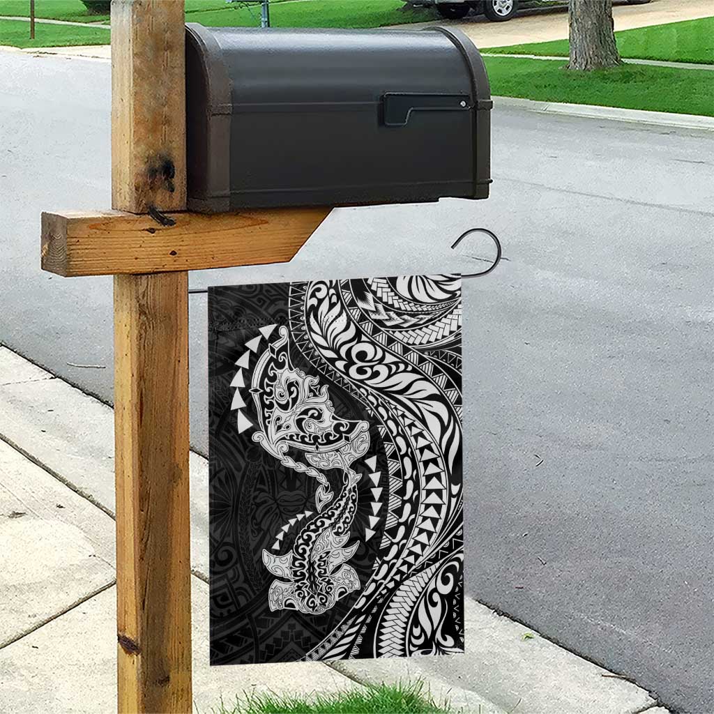 Hawaiian Manta Ray and Hammerhead Shark Tribal Tattoo Garden Flag with Polynesian Tribal Pattern Black-White Color LT03 - Polynesian Pride