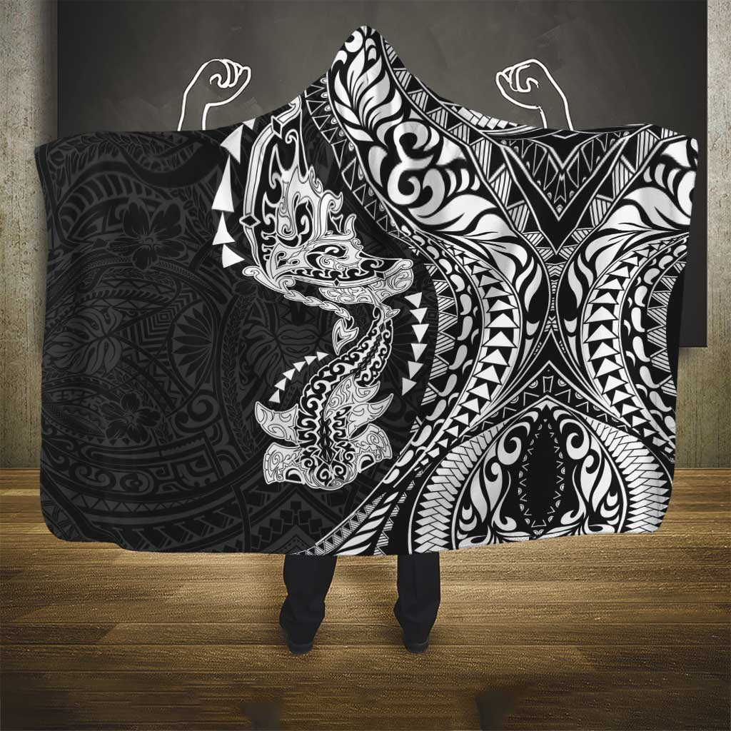 Hawaiian Manta Ray and Hammerhead Shark Tribal Tattoo Hooded Blanket with Polynesian Tribal Pattern Black-White Color LT03 - Polynesian Pride