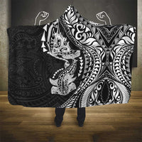 Hawaiian Manta Ray and Hammerhead Shark Tribal Tattoo Hooded Blanket with Polynesian Tribal Pattern Black-White Color LT03 - Polynesian Pride