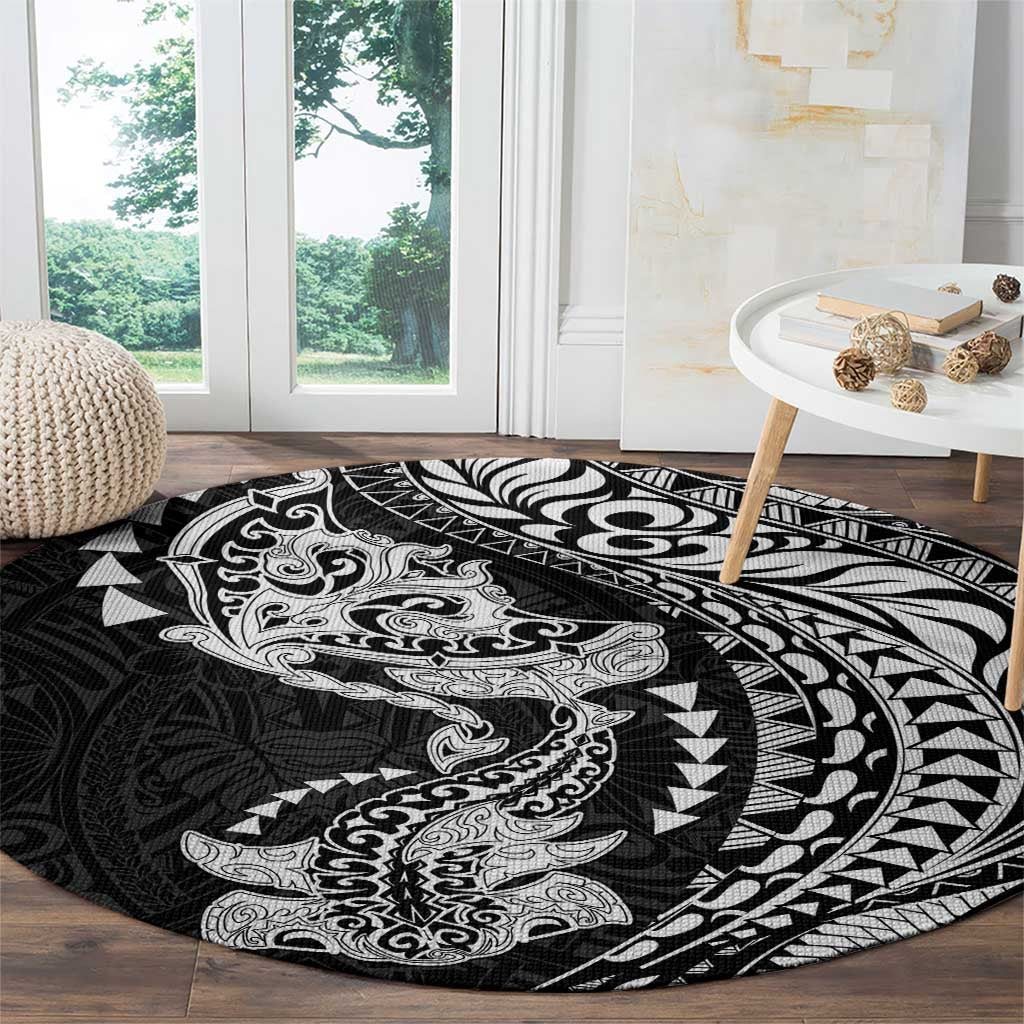 Hawaiian Manta Ray and Hammerhead Shark Tribal Tattoo Round Carpet with Polynesian Tribal Pattern Black-White Color