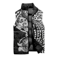 Hawaiian Manta Ray and Hammerhead Shark Tribal Tattoo Sleeveless Puffer Jacket with Polynesian Tribal Pattern Black-White Color
