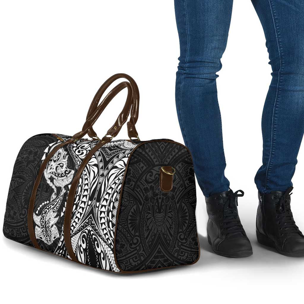 Hawaiian Manta Ray and Hammerhead Shark Tribal Tattoo Travel Bag with Polynesian Tribal Pattern Black-White Color LT03 - Polynesian Pride
