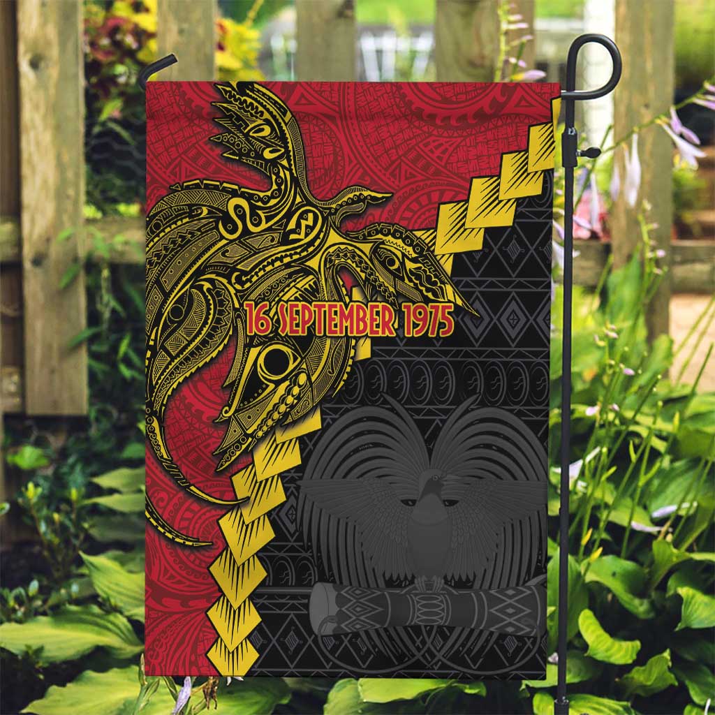 Papua New Guinea Independence Day Garden Flag Bird-of-paradise Melanesian Tattoo LT03 Garden Flag Red - Polynesian Pride
