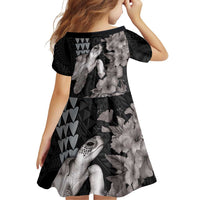 Hawaiian Turtle Love Couple Family Matching Off Shoulder Short Dress and Hawaiian Shirt - Sweet Hibiscus and Kakau Pattern Grayscale Color