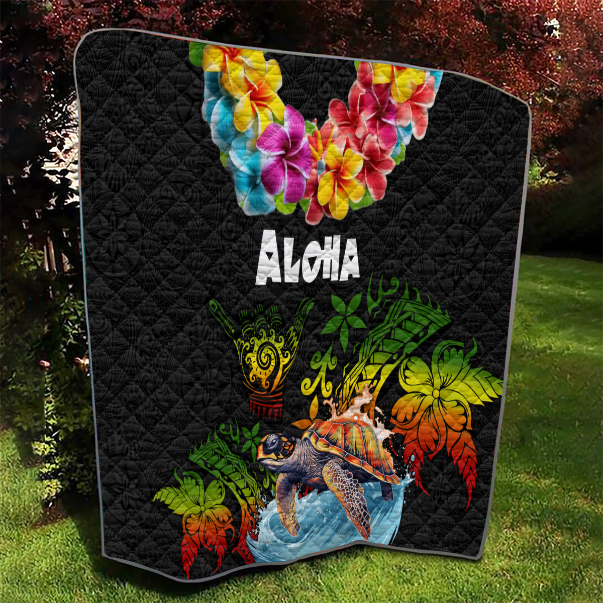 Hawaii Lei Day Quilt Hibiscus Wreath and Polynesian Pattern