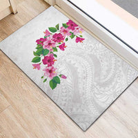 Hawaiian Hibiscus and Art Polynesian Tattoo Rubber Doormat White Color