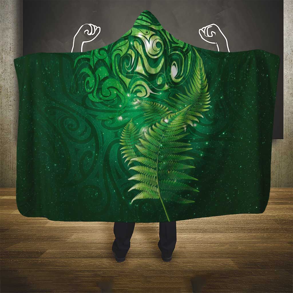 Matariki New Zealand Maori Silver Fern Hooded Blanket Galaxy Green Sky Style LT03 - Polynesian Pride